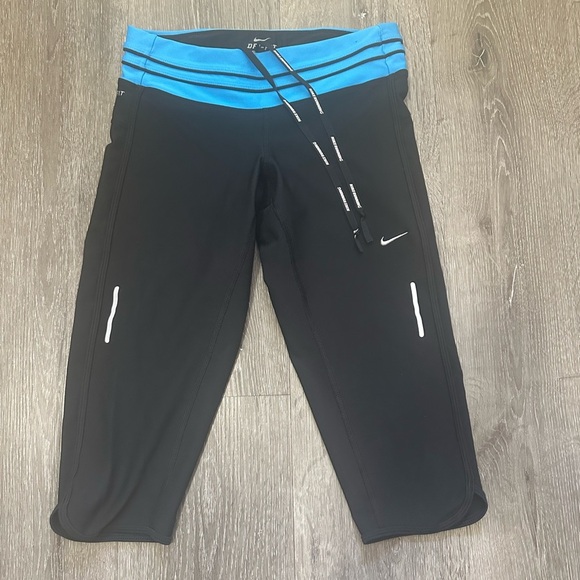 Nike Black and Blue Athletic Leggings size small - Picture 2 of 6